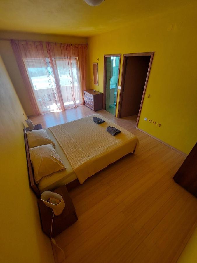 Apartman Atanasov Селине Экстерьер фото